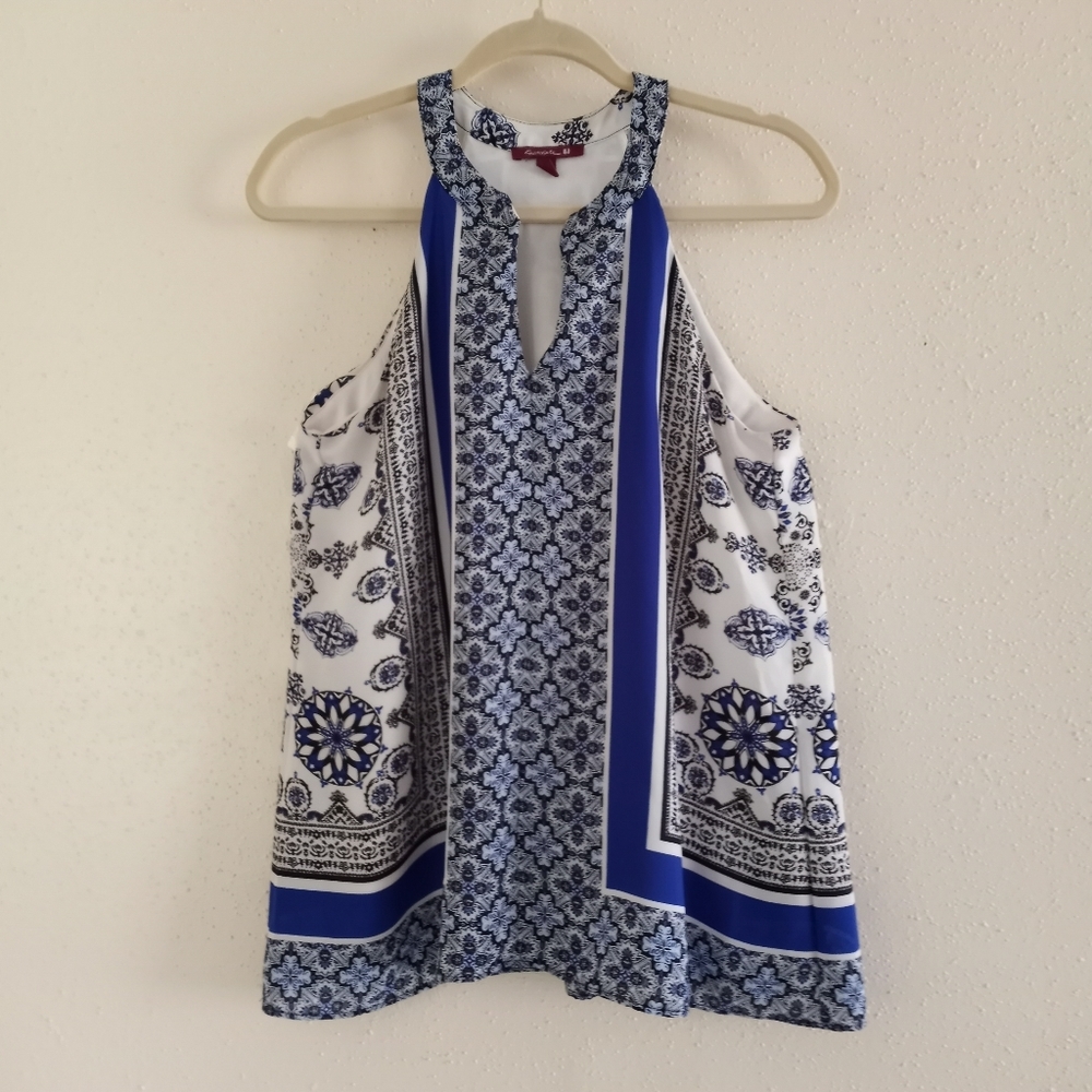 Tank Top in Womens- Medium